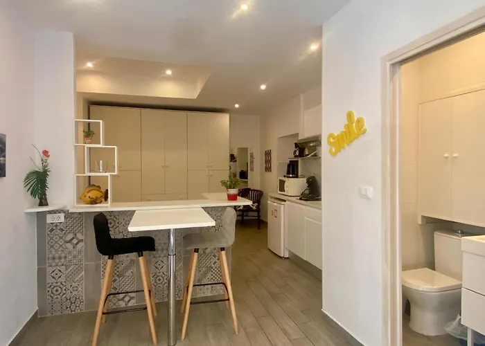 Pv1- Paul Valery Studio Five Stars Holiday House